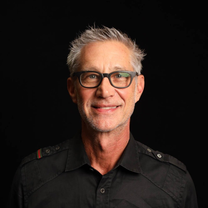 Bobby Napiltonia portrait